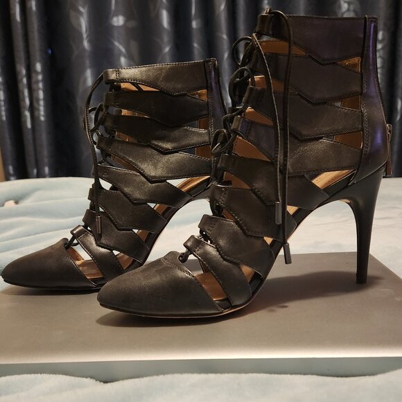 BCBGMaxazria black size 8 heels - Picture 1 of 10